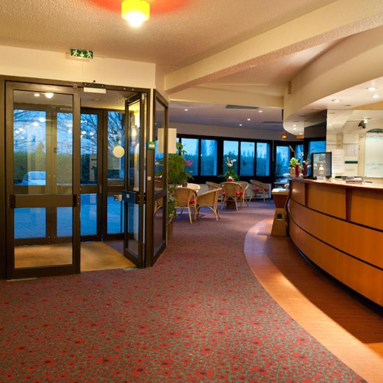 Egg Hotel Gonesse גאנס מראה חיצוני תמונה